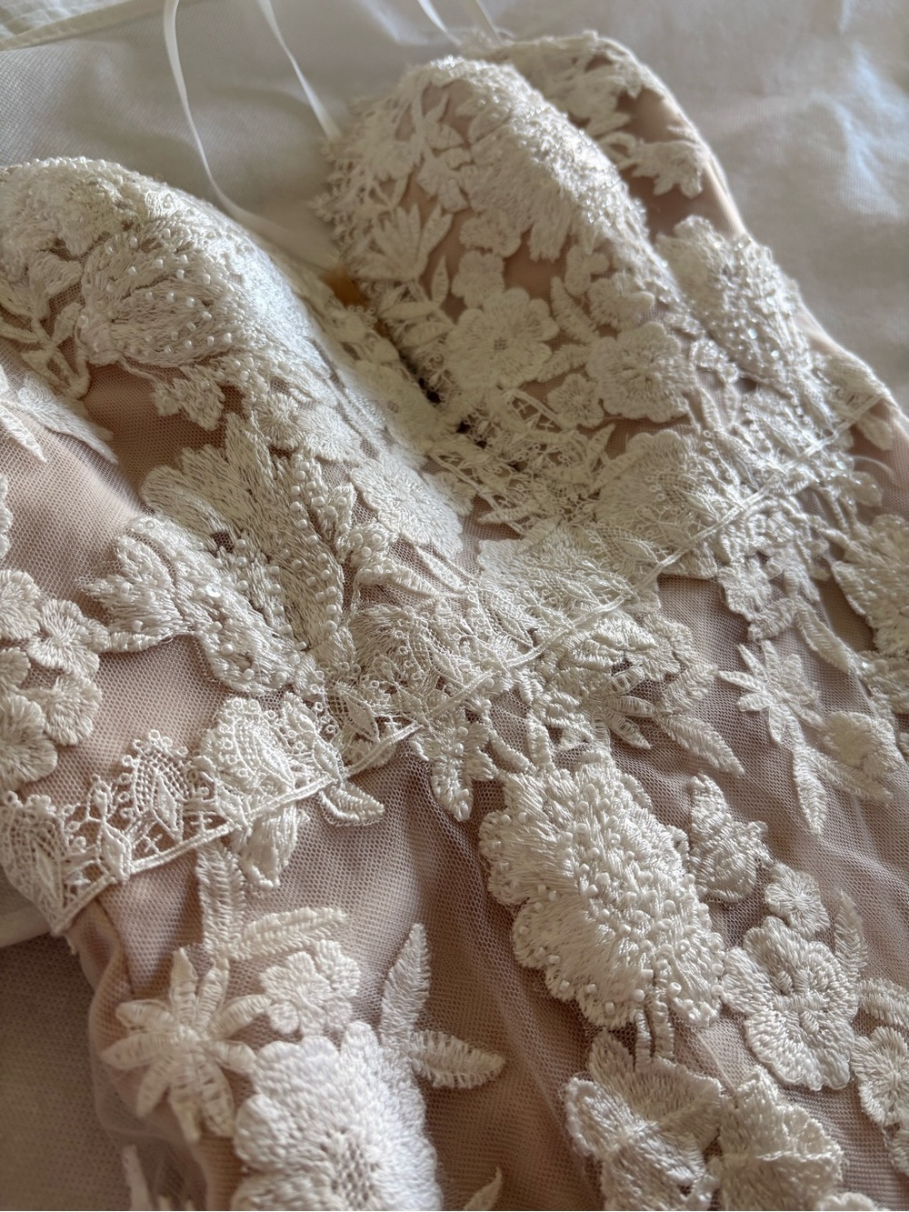 UNUSED Strapless Lace Appliqué Wedding Dress in Ivory - Picture 10 of 10